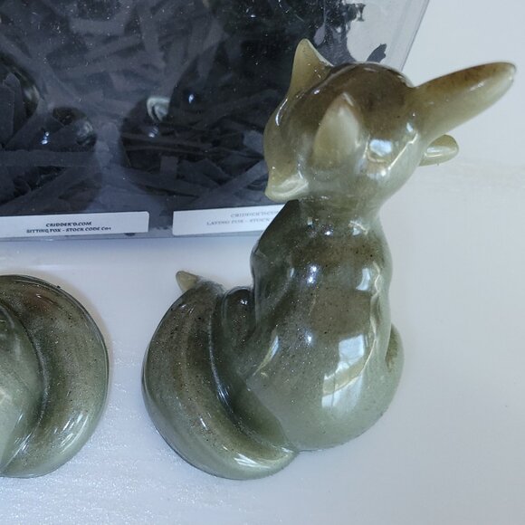FOX SET 2pc WHITE gRAY Resin Figurines New Foxes Animal HOME DECOR collectible - Picture 4 of 4